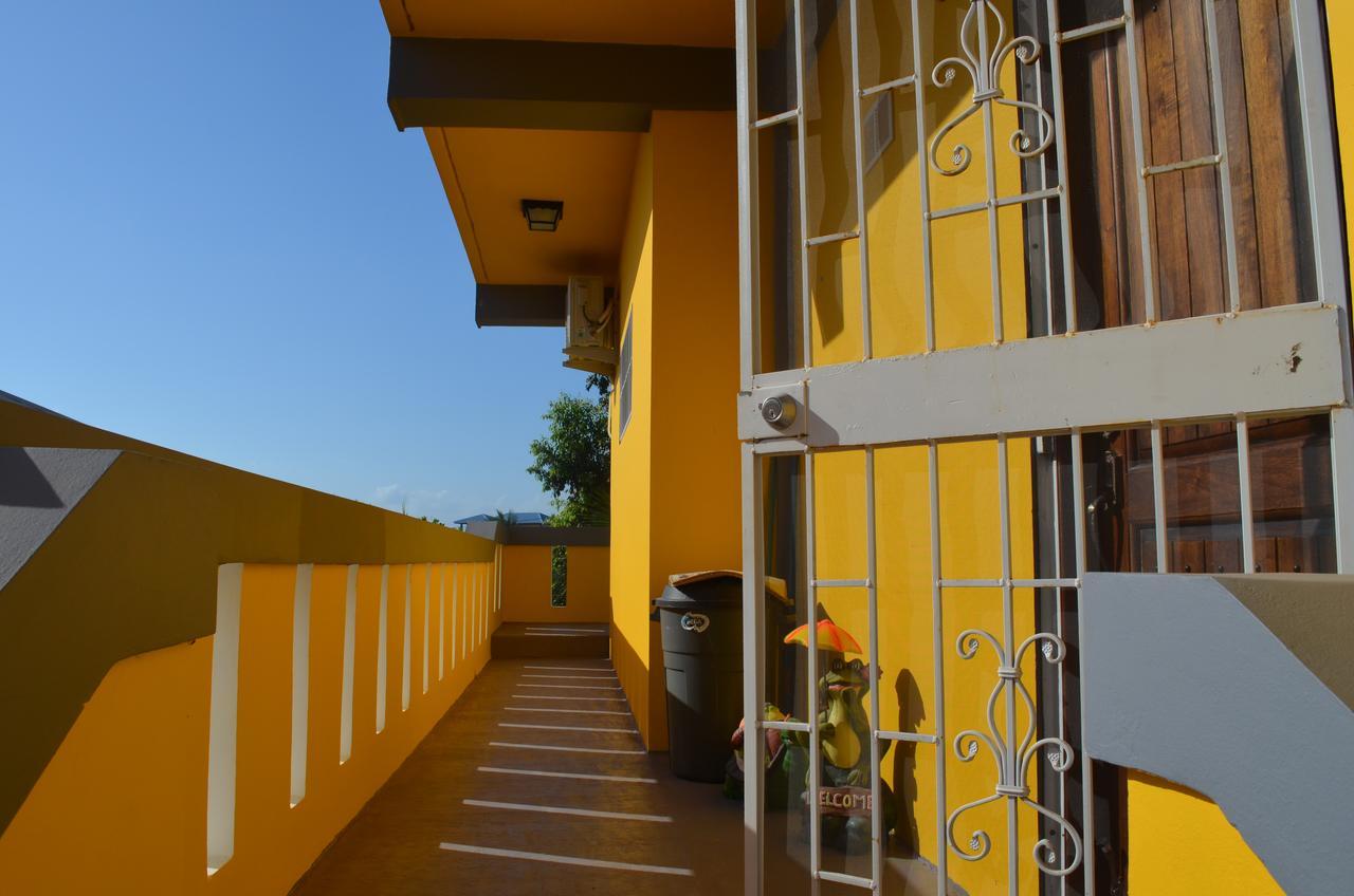 Khalkob'S Estate Appartement Placencia Buitenkant foto