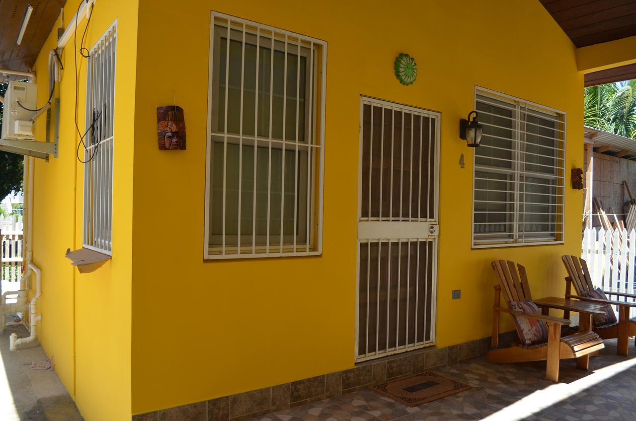 Khalkob'S Estate Appartement Placencia Buitenkant foto