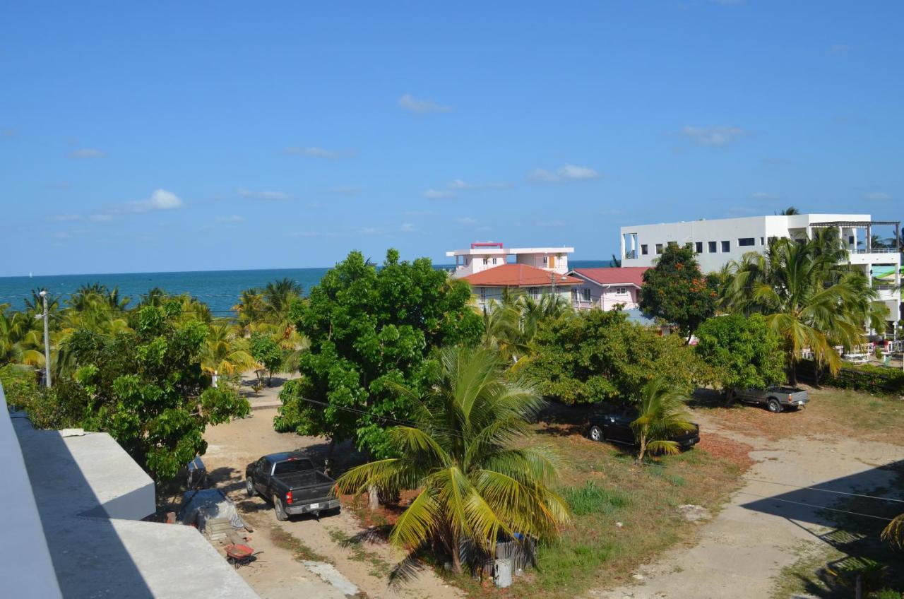 Khalkob'S Estate Appartement Placencia Buitenkant foto